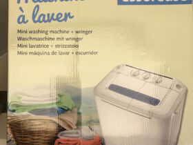 MINI MACHINE A LAVER AVEC ESSOREUSE