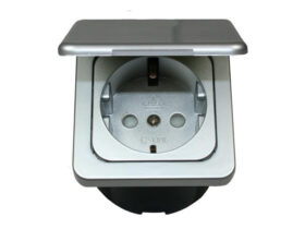 PRISE 230V COMPLETE + COUVERCLE