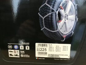 LOT 30 : CHAINES HIVER THULE XB-16 225