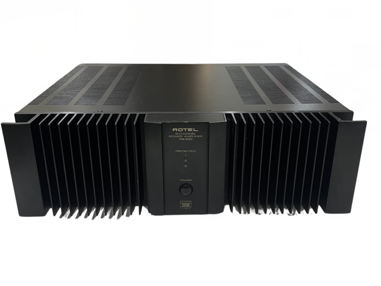 Ampli puissance rotel 3canaux RB-993 THX face avant noire