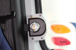 Sécurités porte cabine HEOSafe intérieures avec bouton à clé lot de deux