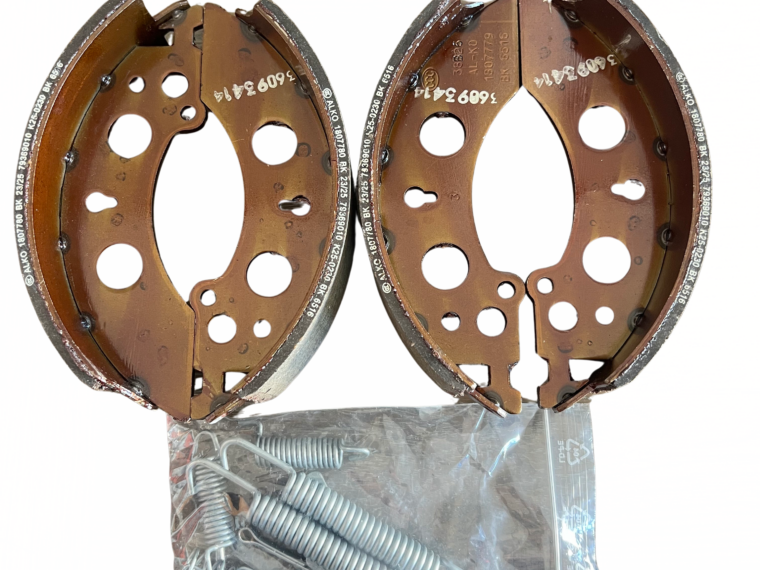 Montage mâchoires frein tambour AL-KO sur essieu caravane