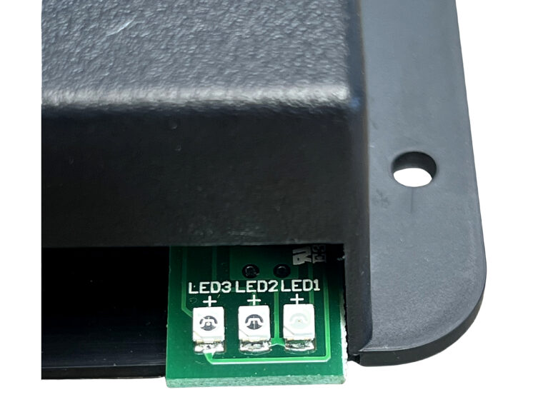 Contrôleur photovoltaïque 12V trois voyants LED de diagnostic